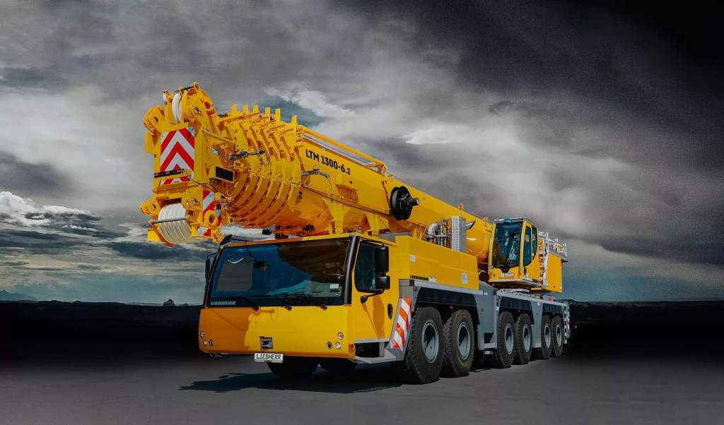 Grua-telescopica-ltm-1300-1024x602